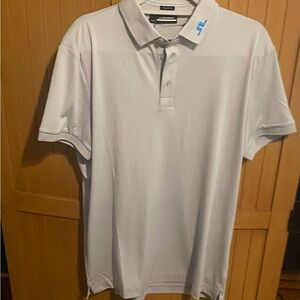 J.LINDEBERG :
KV REGULAR FIT 
Golf Polo
Size LARGE 
Color light Grey Melange